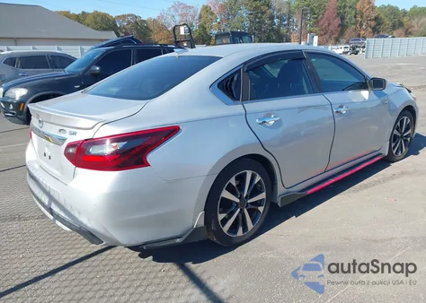 2017 Nissan Altima 2.5 Sr из США, поврежденный, VIN 1N4AL3AP1HC115831